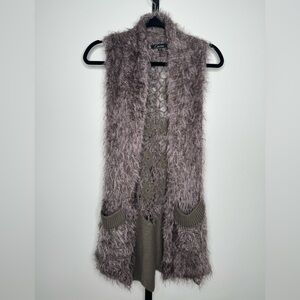 Cecice Women's Faux Fur Vest - Chic and Cozy Fashion for Any Season